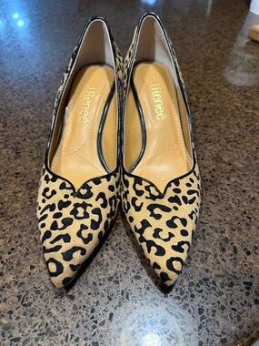 J.Reneé leopard print pointed-toe pumps